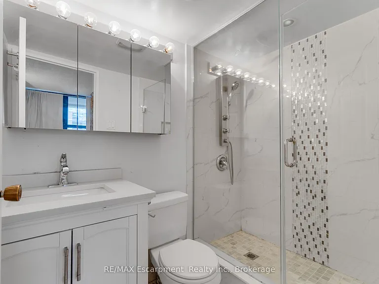 80 Saint Patrick St #820 — Photo 22