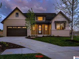 20145 W St, Omaha, NE 68135