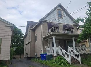 817 S Main St, Medina, NY 14103