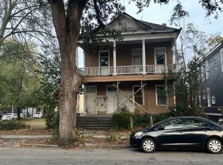 1706 Barnard St, Savannah, GA 31401