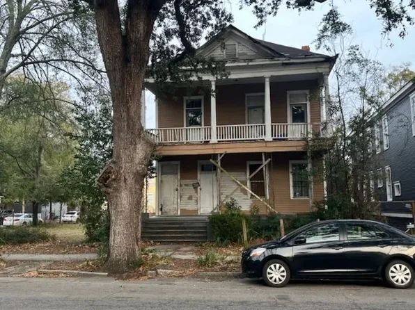 1706 Barnard Street, Savannah, GA 31401