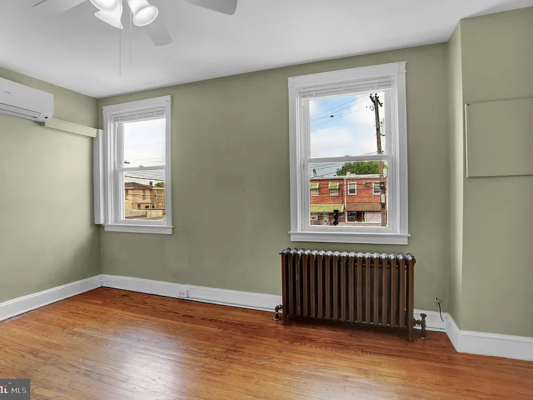 434 Folcroft St #A — Photo 12