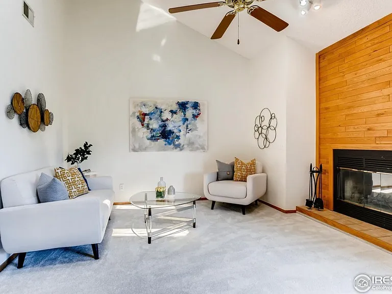 2800 Sundown Ln #304 — Photo 4