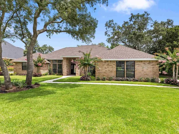 2969 Pga Blvd, Navarre, FL 32566