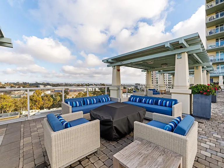 850 Beech St #307 — Photo 44
