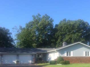 3355 Country Club Ln, Fort Madison, IA