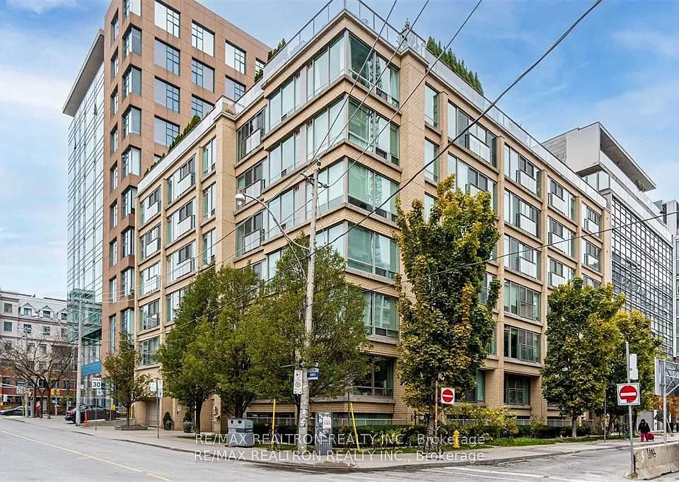 50 Camden St #308