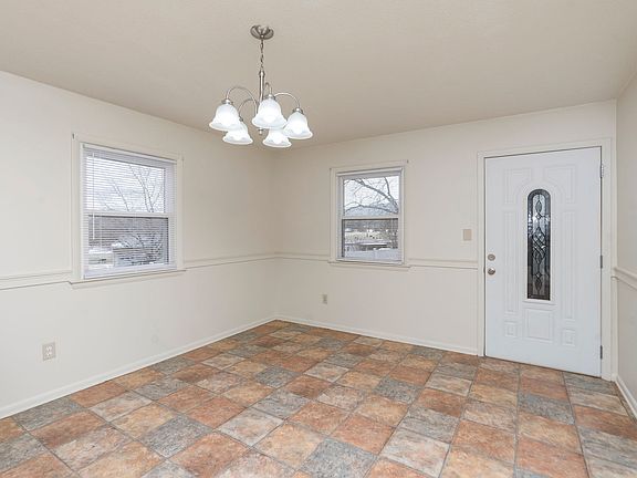 5th image of 14 Hughes Ln