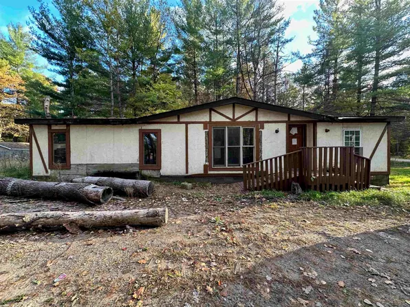 1665 Hay Rd, Beaverton, MI 48612