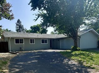 640 Pelican St, Klamath Falls, OR 97601