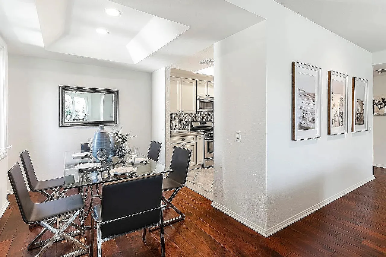 2 bed, 1500 sqft, $4,800 — Photo 4