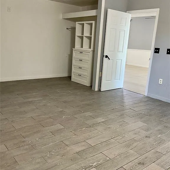132 Golf Aire Blvd — Photo 9