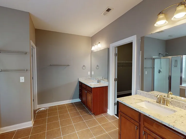 8517 Delamere Ln — Photo 8