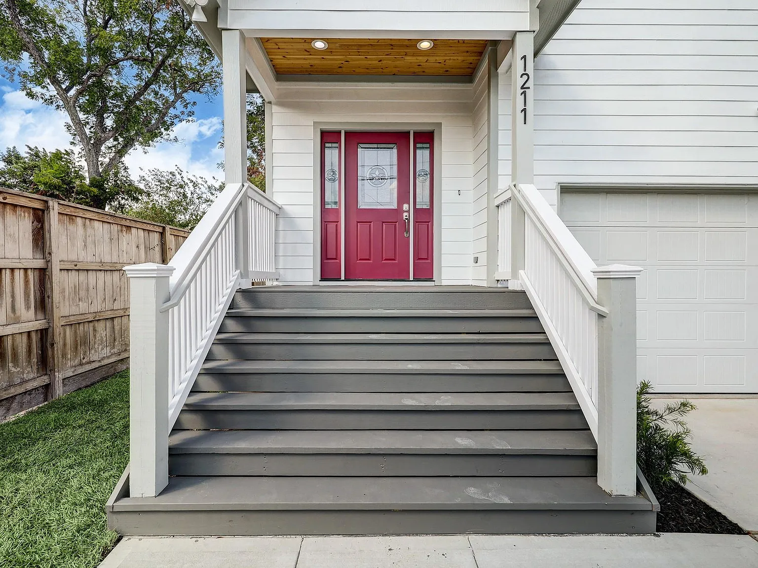 3 bed, 2.5 bath, 1973 sqft, $2,600 — Photo 4