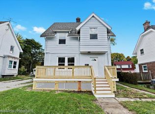 704 N Perry St, Pontiac, MI 48342