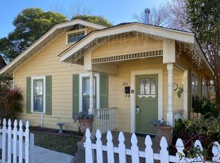 211 W Travis St, Fredericksburg, TX 78624