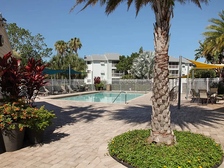 Coral Club Apartment Homes — Photo 22
