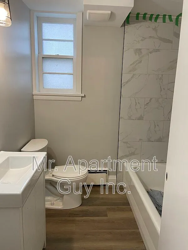 2 bed, 1.0 bath, $1,745 — Photo 3