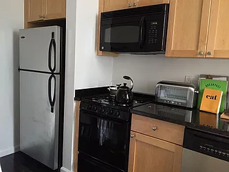 Rented by Manhattan Realty Group