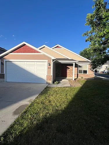 818 N 480 W Photo 1