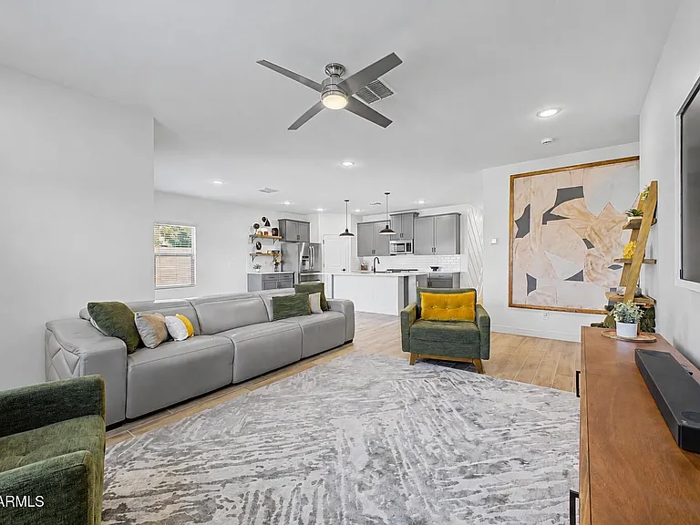 8620 W Hayward Ave — Photo 19