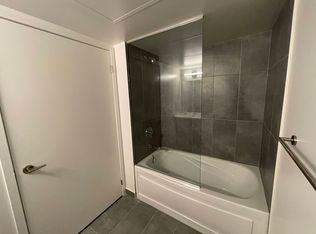 60 Shuter St #905, Toronto, ON M5B0B7