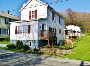 203 Lincoln Ave, Nanty Glo, PA 15943