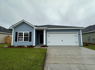 221 Joann Lewis Ln, Hinesville, GA 31313
