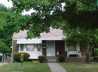 19751 Kelly Rd, Detroit, MI 48205