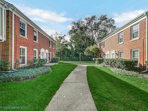 2nd image of 1635 Pebblecreek Dr #0