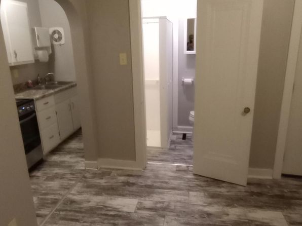 944 Herman St APT 1