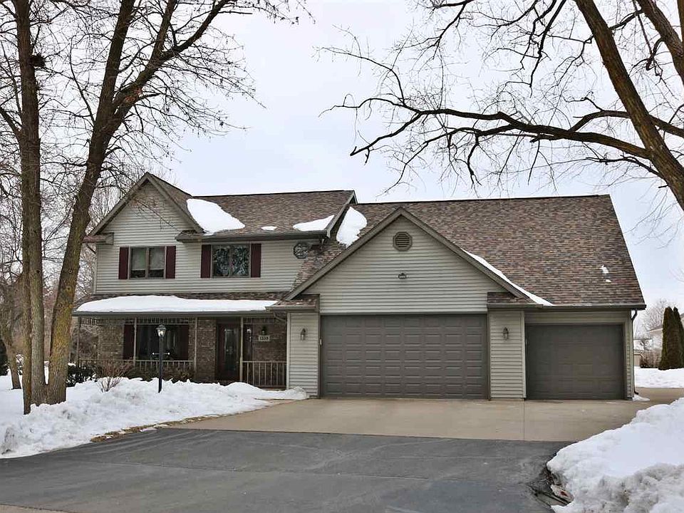 Nestled and Well Dressed!