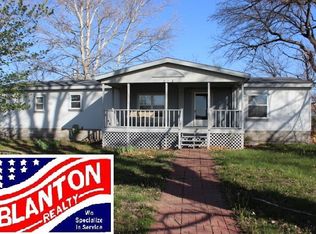 213 6th St, Ogden, KS 66517