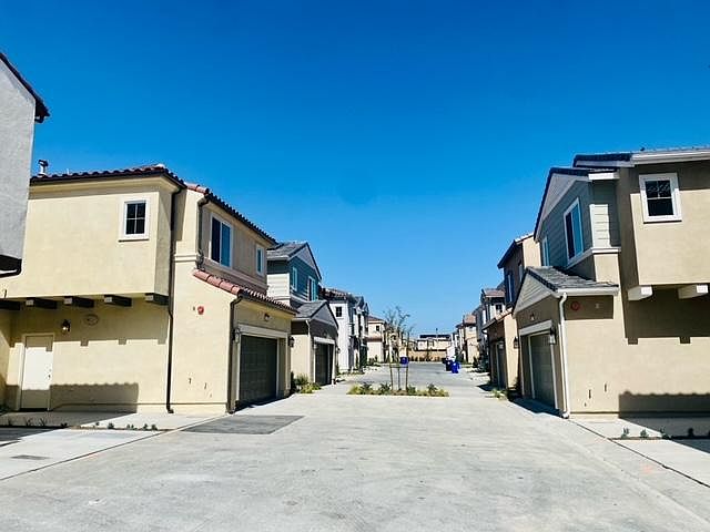 1st image of 16036 Carrera Dr