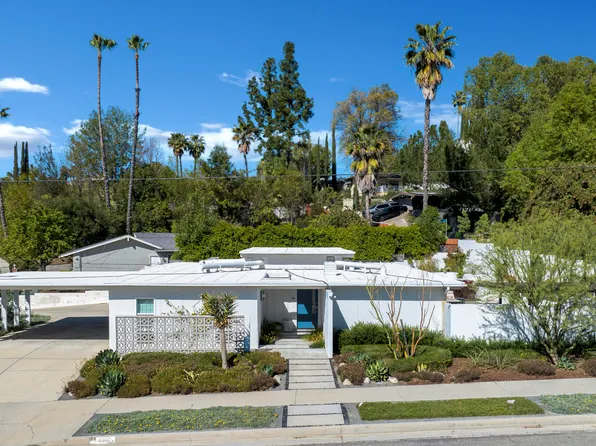 4500 Stark Ave, Woodland Hills, CA 91364