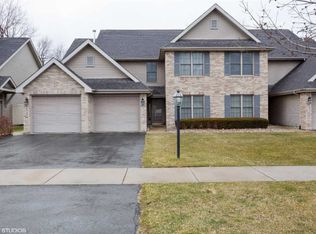 1538 Lakewood Ln, Schererville, IN 46375