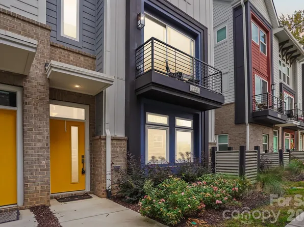 2242 Electric Ln, Charlotte, NC 28205