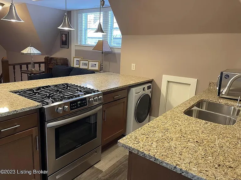 1309 S 1st St #3 — Photo 7
