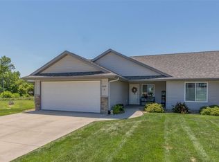 3224 Riviera Ct SW UNIT A, Cedar Rapids, IA 52404
