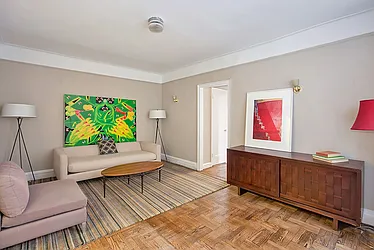 Rented by Warburg