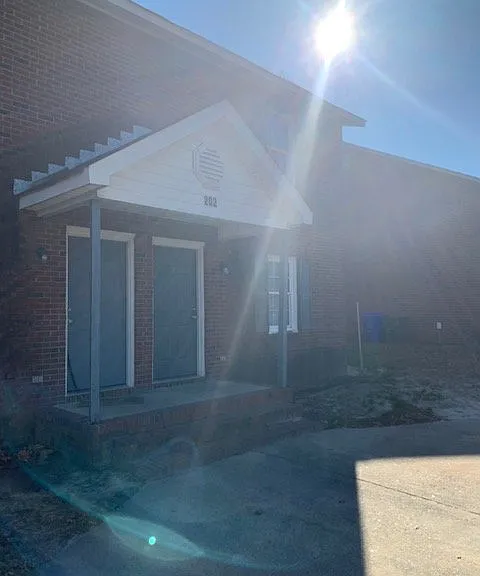 202 Kristin Dr #B — Photo 1