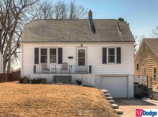 6467 Pierce St, Omaha, NE 68106