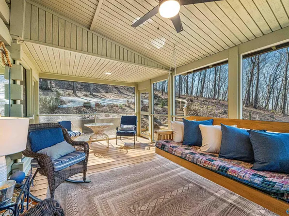1076 County Road 81, Fort Payne, AL 35967