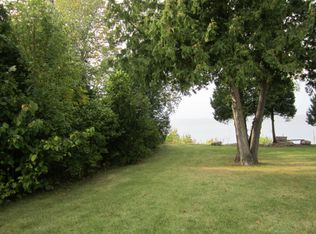 5080 Bay Shore Dr, Sturgeon Bay, WI 54235