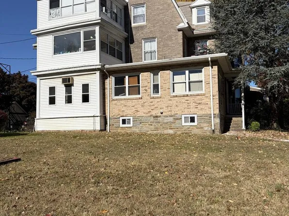 8 Runnemede Ave, Lansdowne, PA 19050