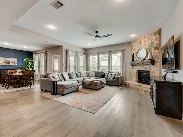 8120 Belgian Blue Ct, Fort Worth, TX 76131