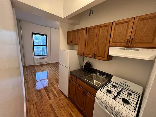 Rented by Best Apartments North Inc | media 12