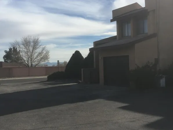 4604 Fairfax Dr NW, Albuquerque, NM 87114