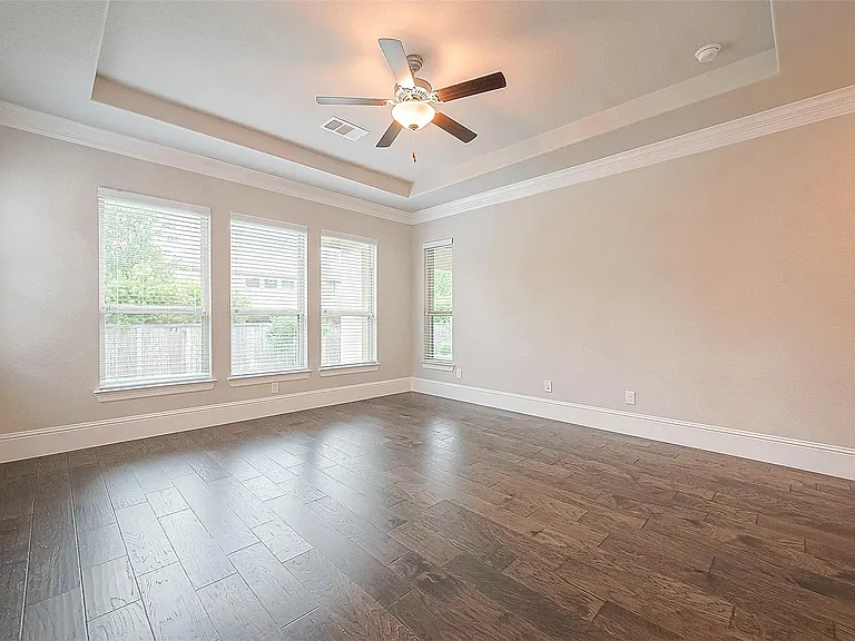 58 Canopy Green Dr — Photo 37