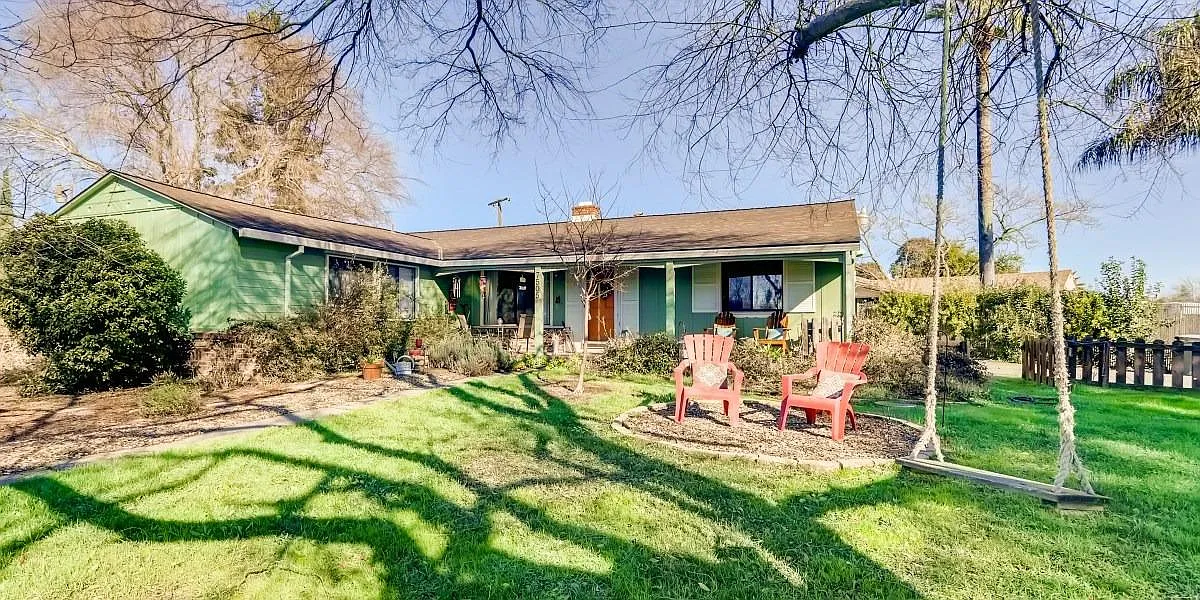 7505 Center Pkwy photo 1